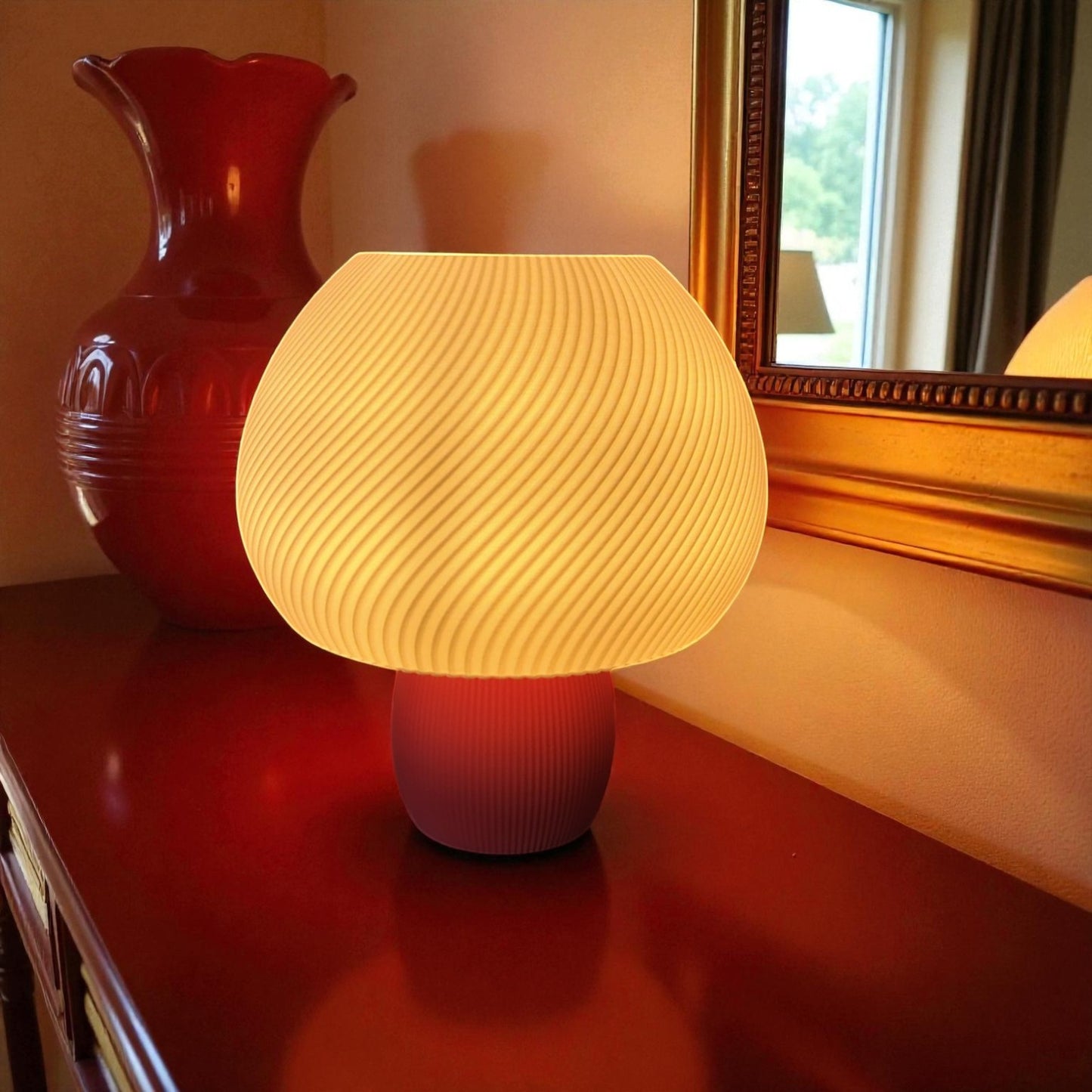 Rippled Mushroom Lamp