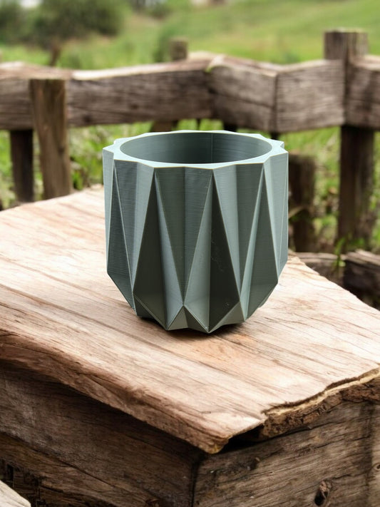 Diamond Cut Geometric Planter