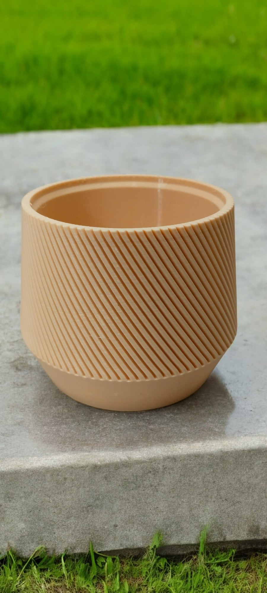 Conical Swirl Planter
